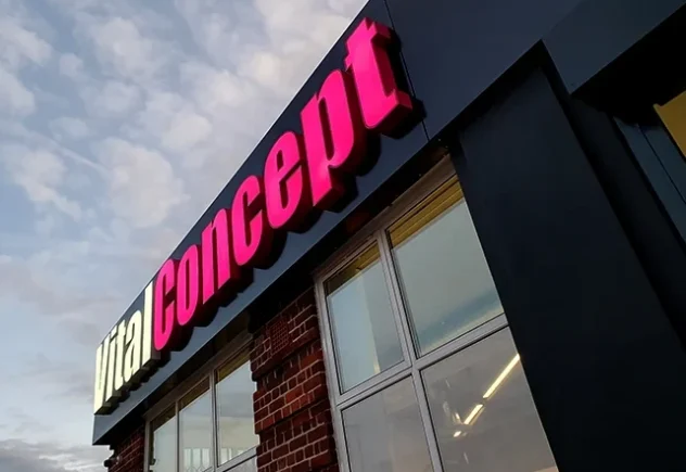 How Signage Can Bridge the Gap Between Offline and Online Branding
